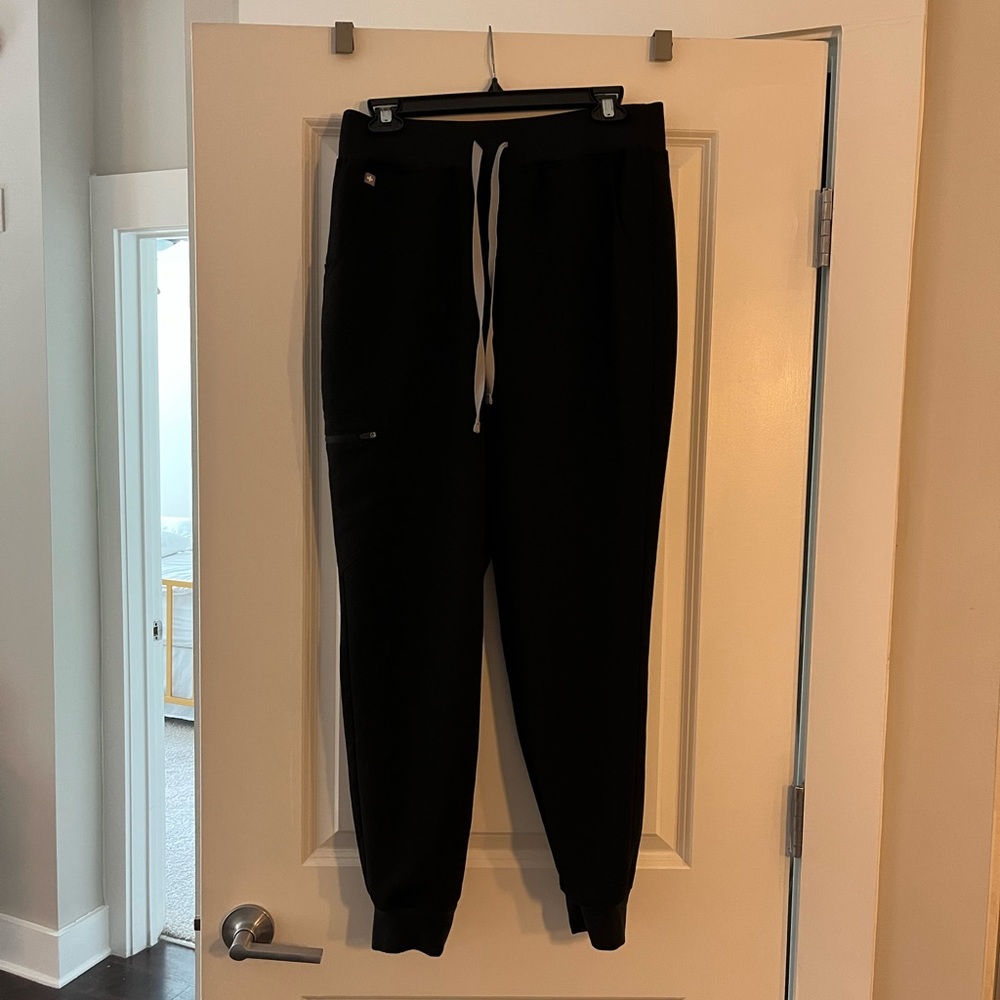 FIGS scrub pants